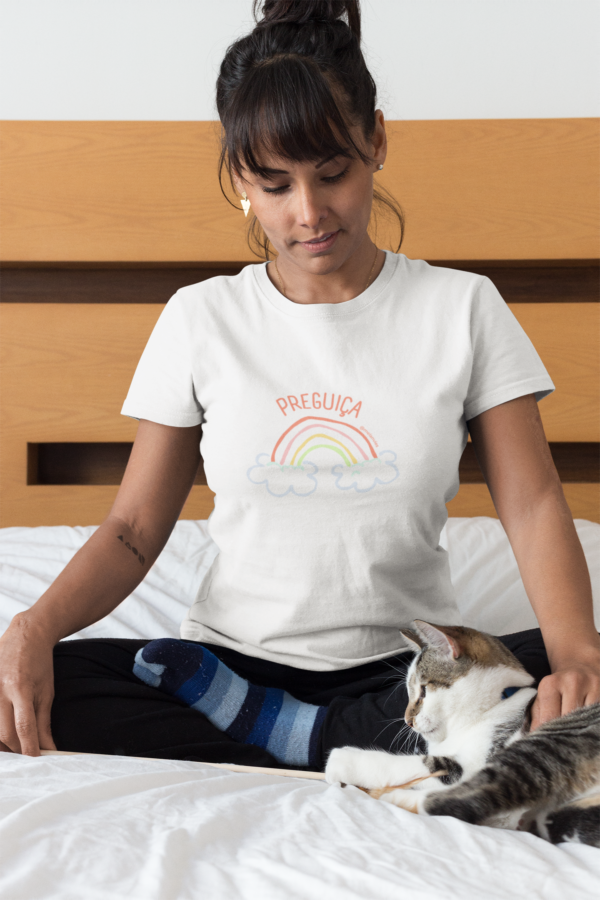Camiseta Preguiça com Arco-íris - Image 3